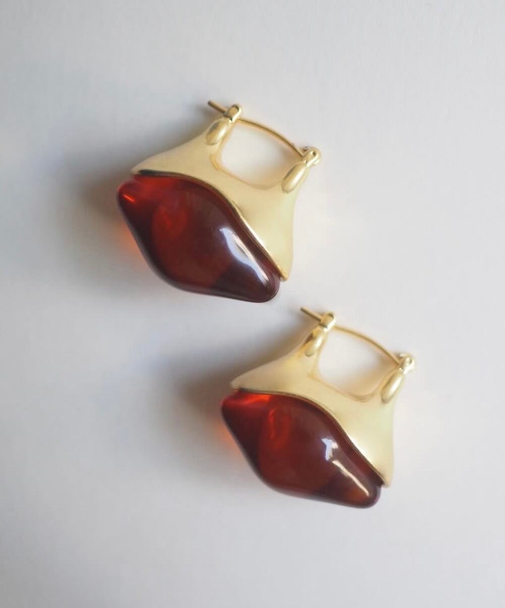 Anthropologie vintage style gold amber resin stone statement earrings